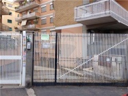 Garage\Box Auto a Roma a 500€ al mese