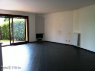 Appartamento a Carimate a 917€ al mese